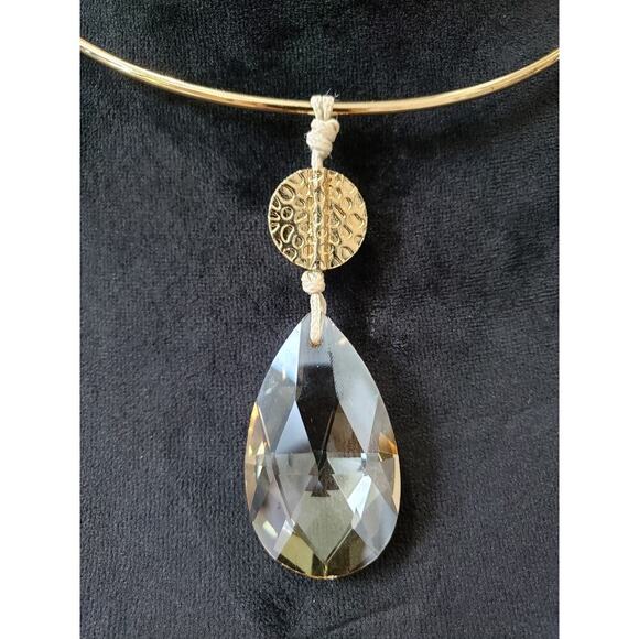 Women's Gold Collar Necklace Crystal Teardrop Pendant Lobster Clasp Elegant - Picture 3 of 6